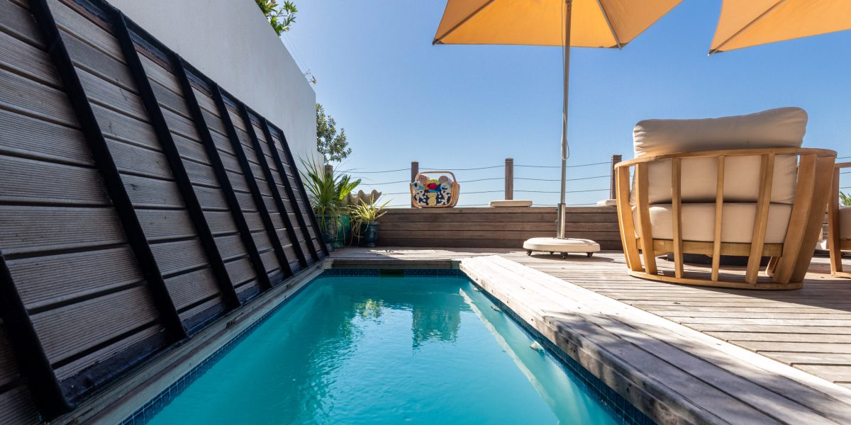 Veranda, Pool and Views